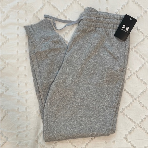 Under Armour rival, fleece jogger medium tall Light Gray Sweatpants nwt - Picture 1 of 12
